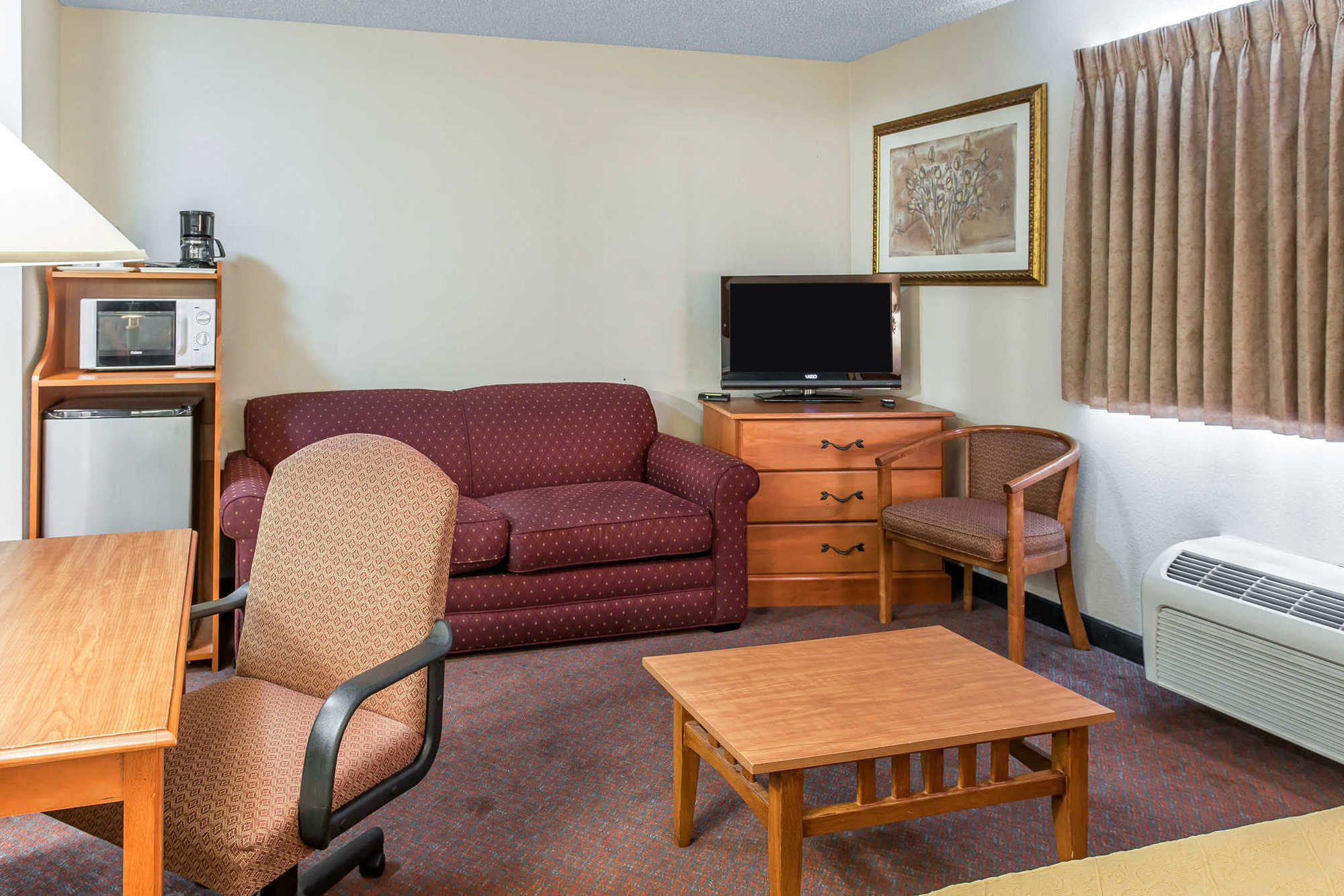 Quality Inn & Suites Lacey Olympia Стая снимка